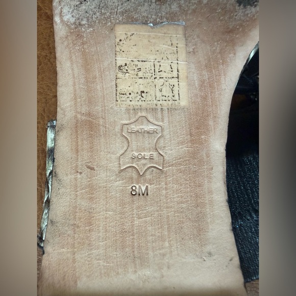 Tory Burch Metal Miller Snake Print Two Band Sandal 8M Gold Logo - Picture 11 of 13